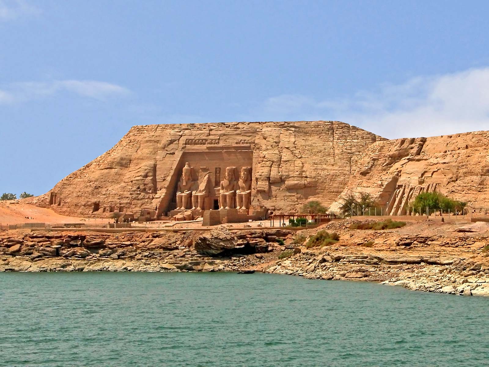 In Egypt you will see a lot of stunning and different cultures and great history almost everywhere, you can take egypt nile river cruise tour to discover it